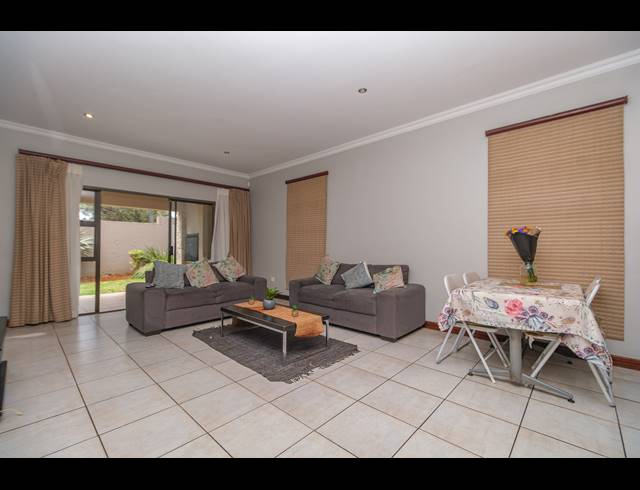 3 BEDROOM DUPLEX FOR SALE IN BLACKHEATH